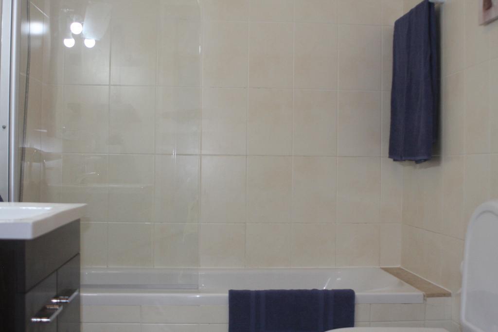 Apartment Lovely New W/ Pool *