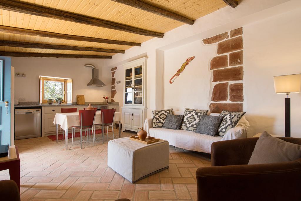 Quinta Da Colina Guest house