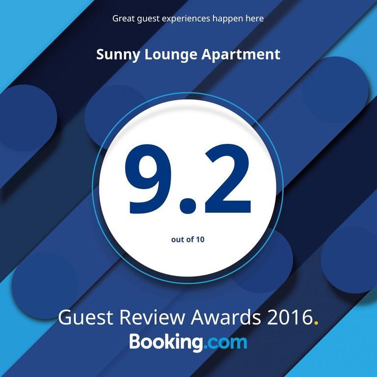 Sunny Lounge *