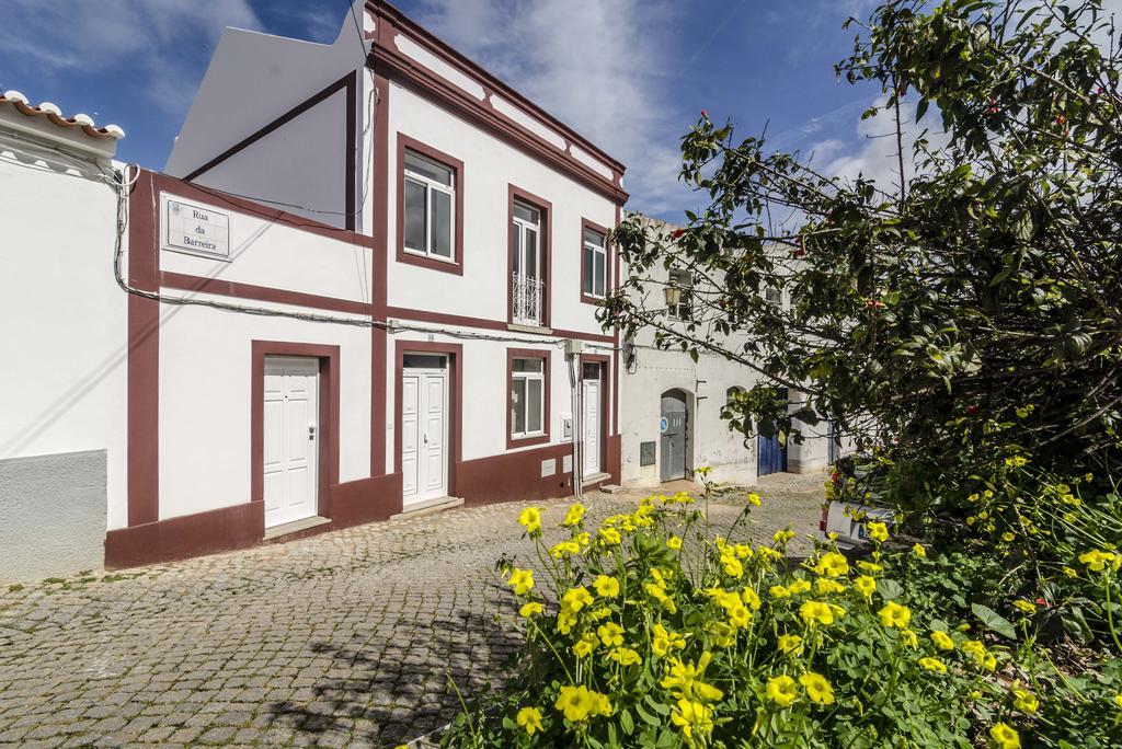 Downtown Guest house *