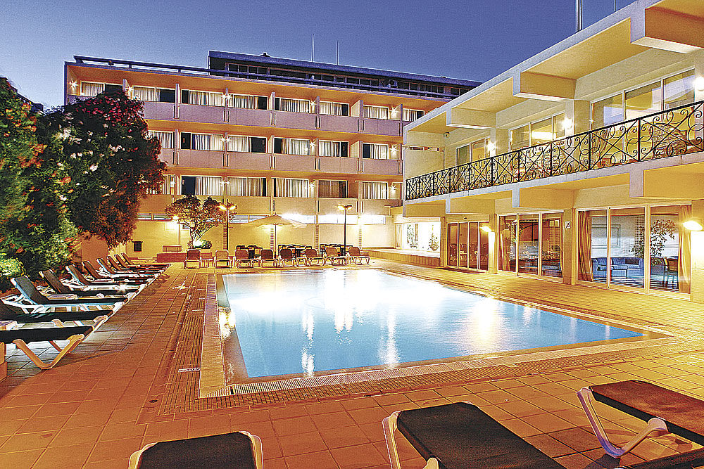 Hotel Londres / Cascais 3*