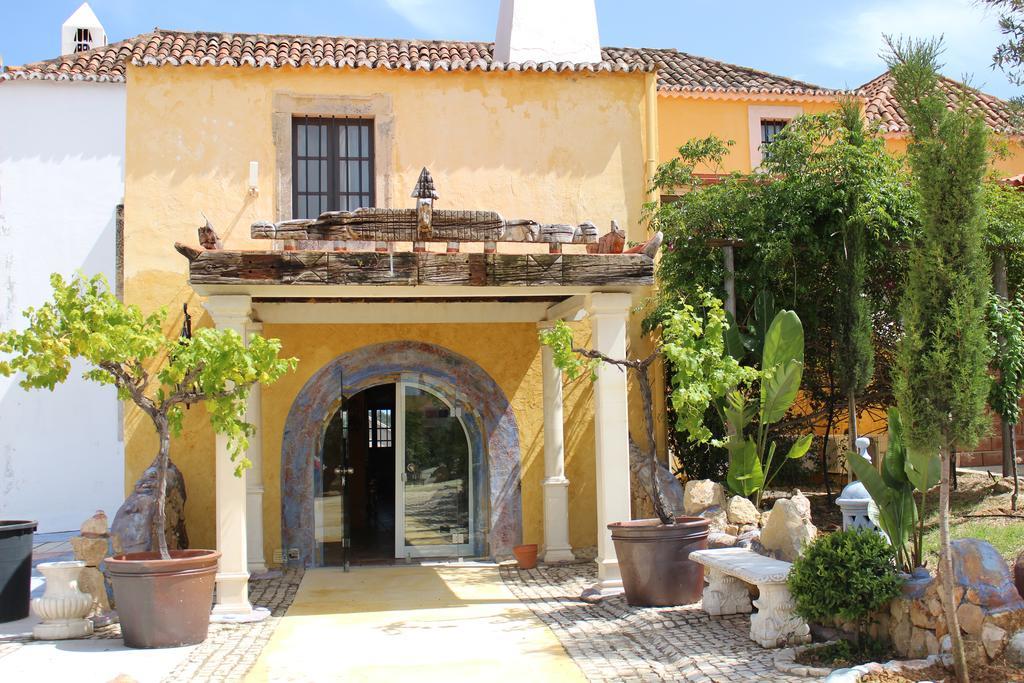 Hotel De Charme Capela Das Artes 4*