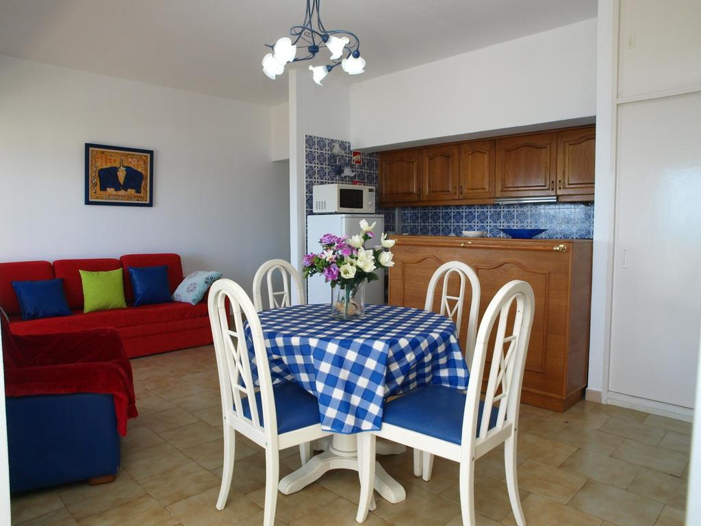 Rocha Praia Mar Beach Front Line Bay Apartment Portimao