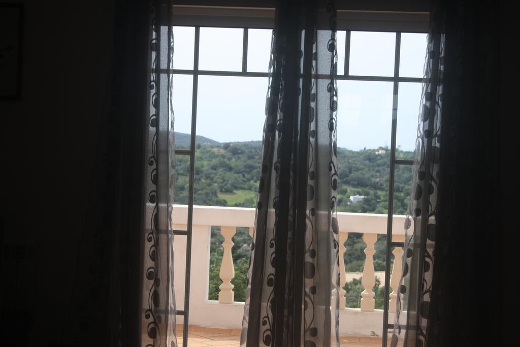 Rustic Villa Guesthouse Guest house