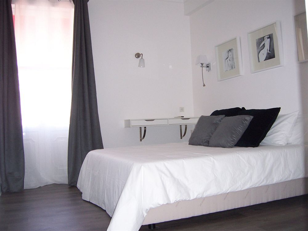 Hotel By Kavia 2*