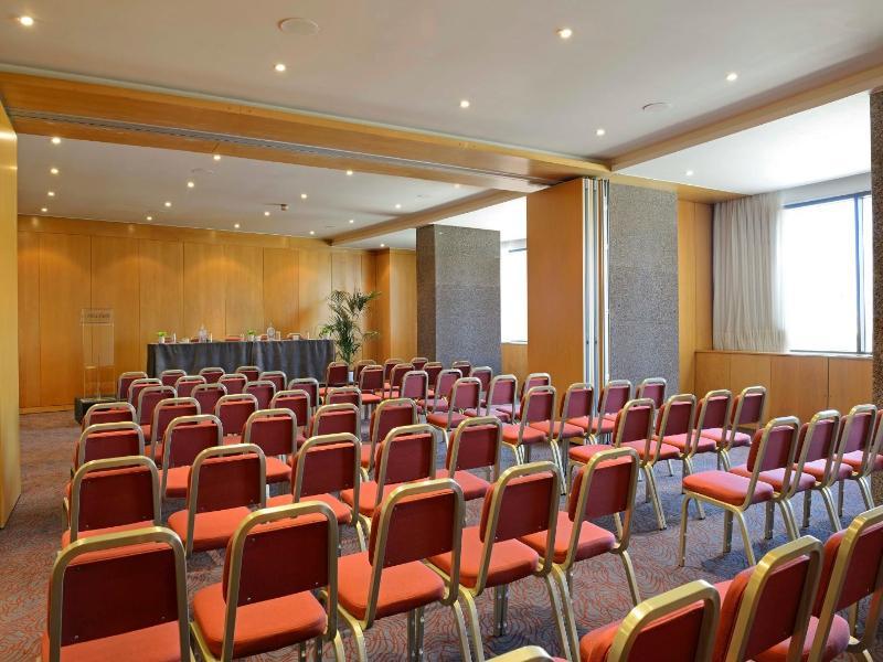 Hotel Ramada By Wyndham Lisbon
