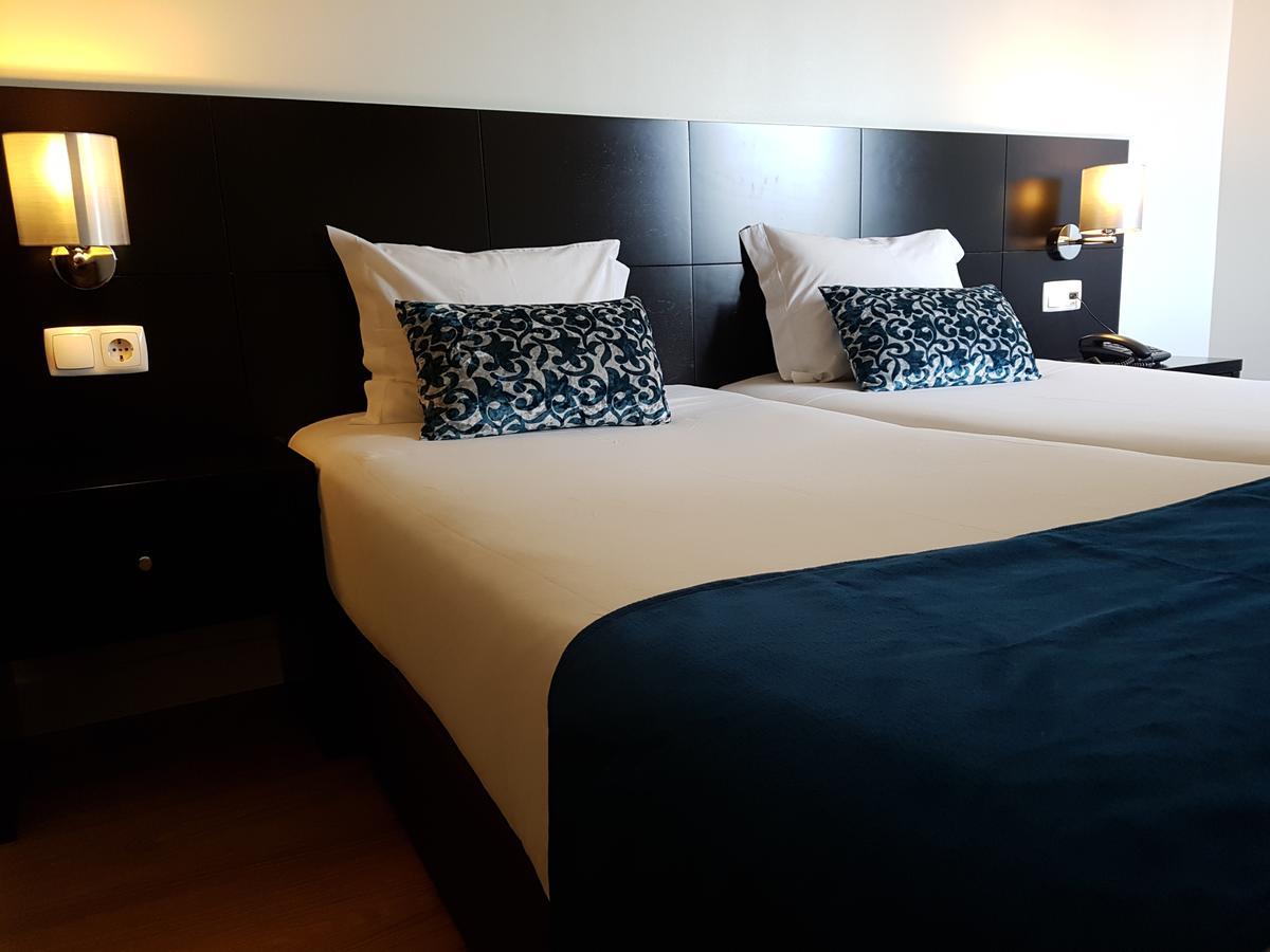 Hotel By 3*