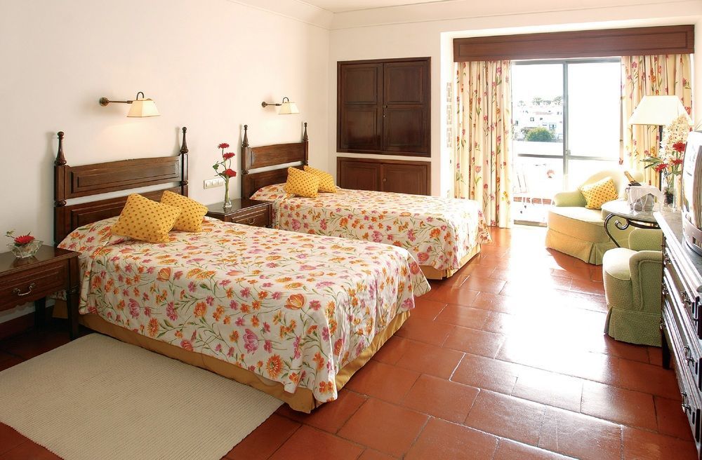 Resort Dona Filipa 5*
