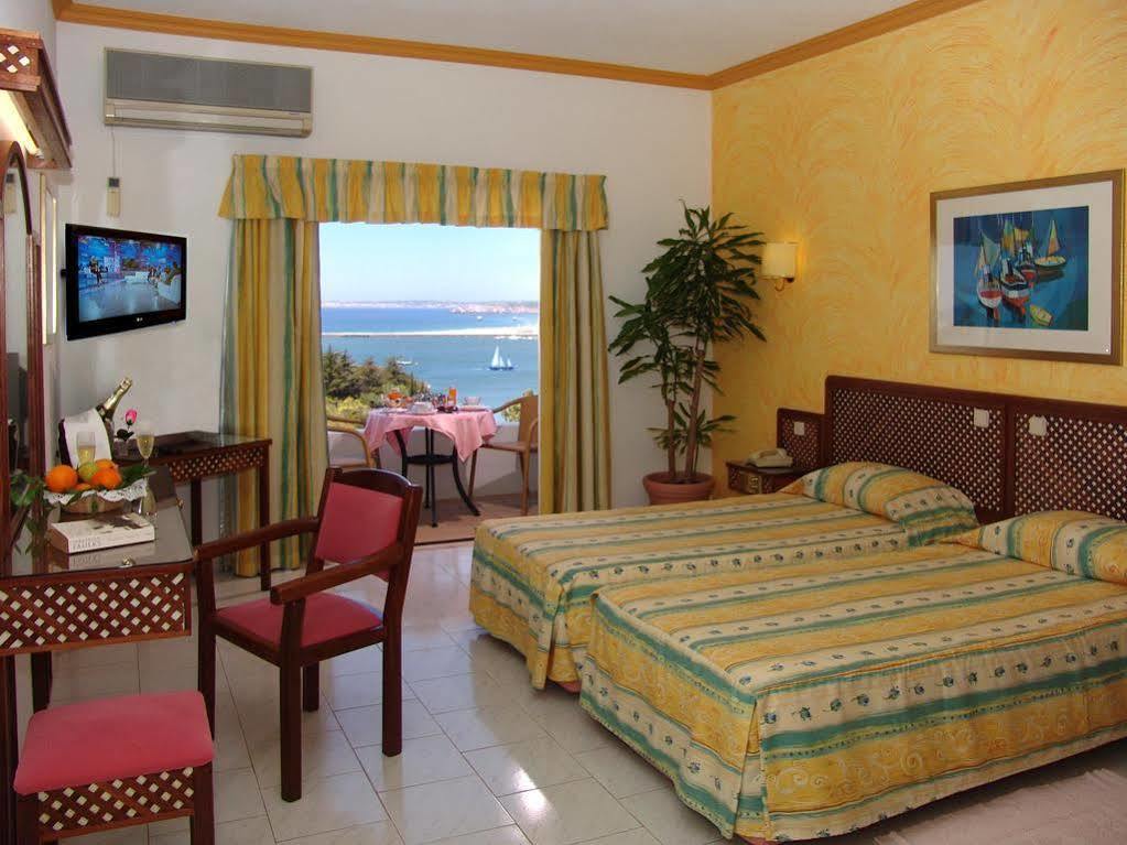 Casabela 4* Ferragudo (Faro)