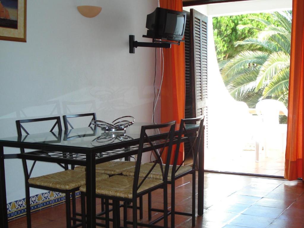 Solar Das Palmeiras Apartment