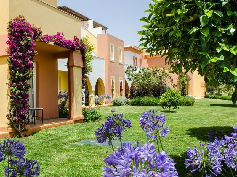 Resort Jardim Da Meia 4*