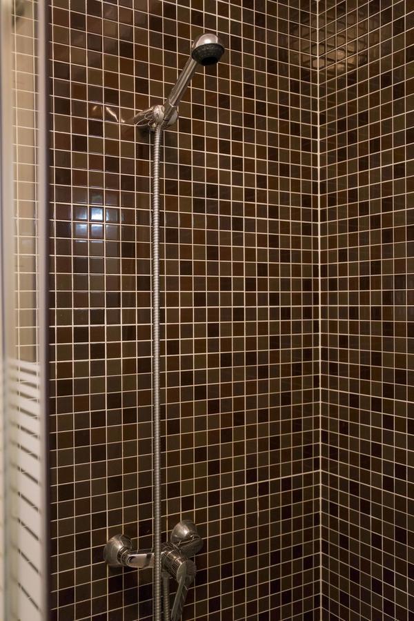 Apartment C02 - Luxury 3 Bed With Pool View