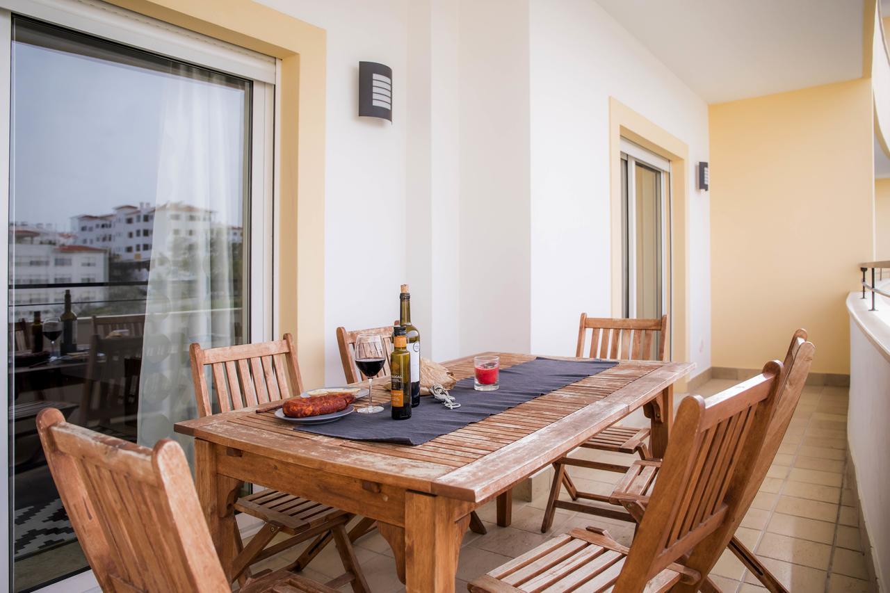 C02 - Luxury 3 Bed With Pool View Lagos