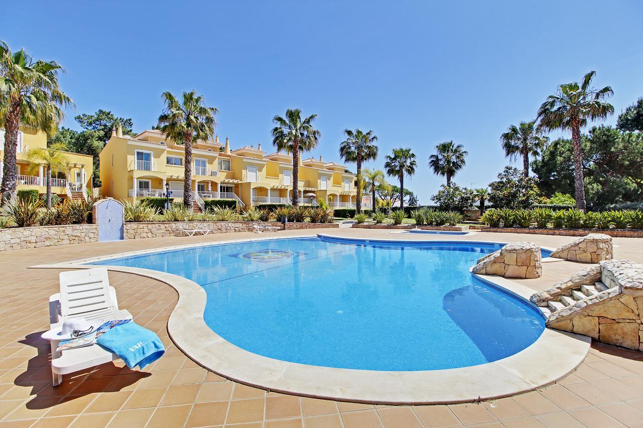 Peti Villa
