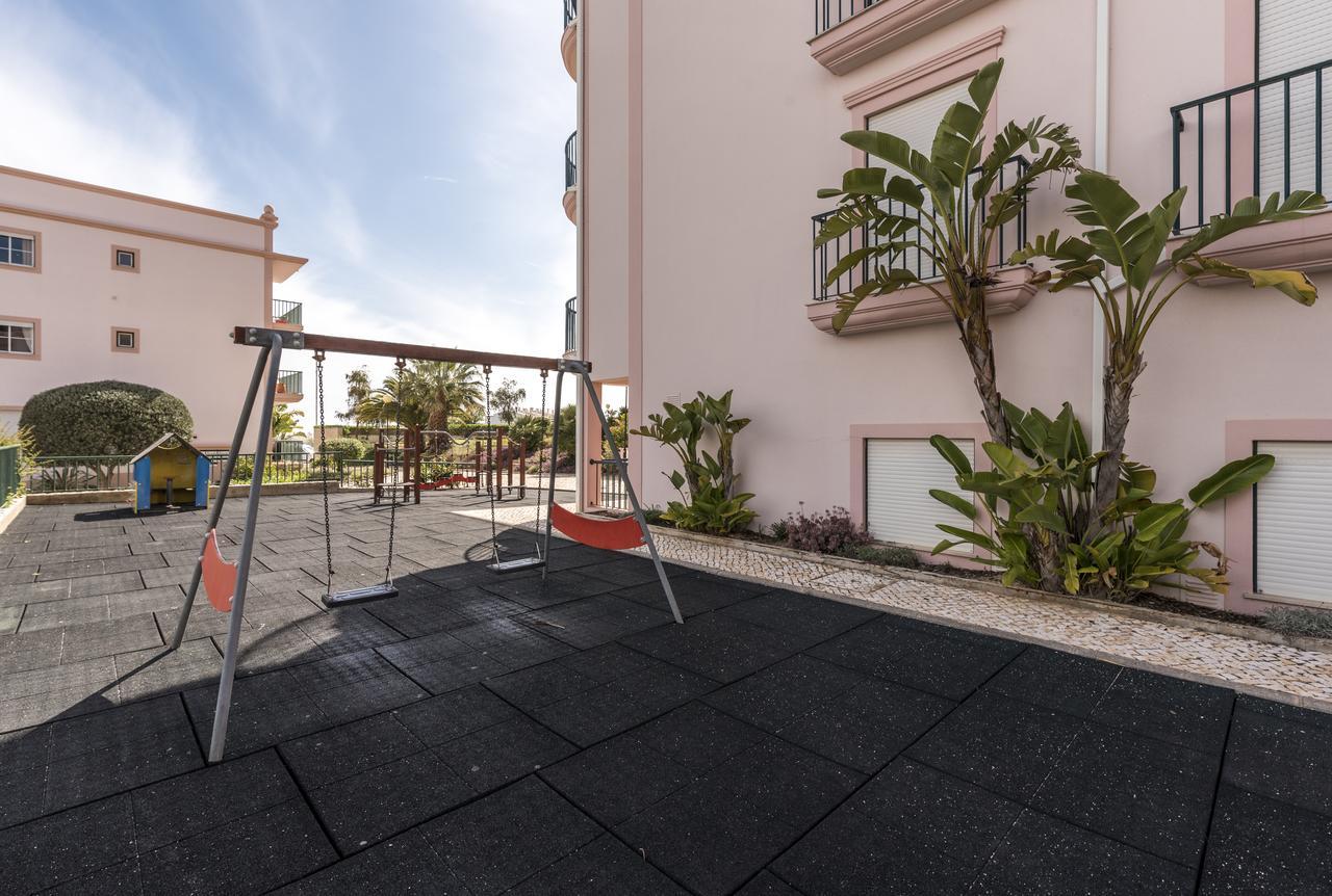 St James 403 Praia Da Luz Apartment *