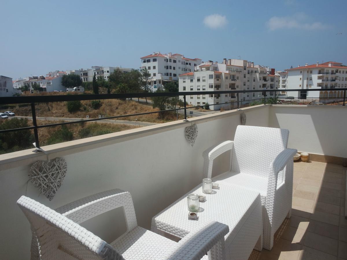 C04 - Pool View 3 Bed Apartamento Lagos