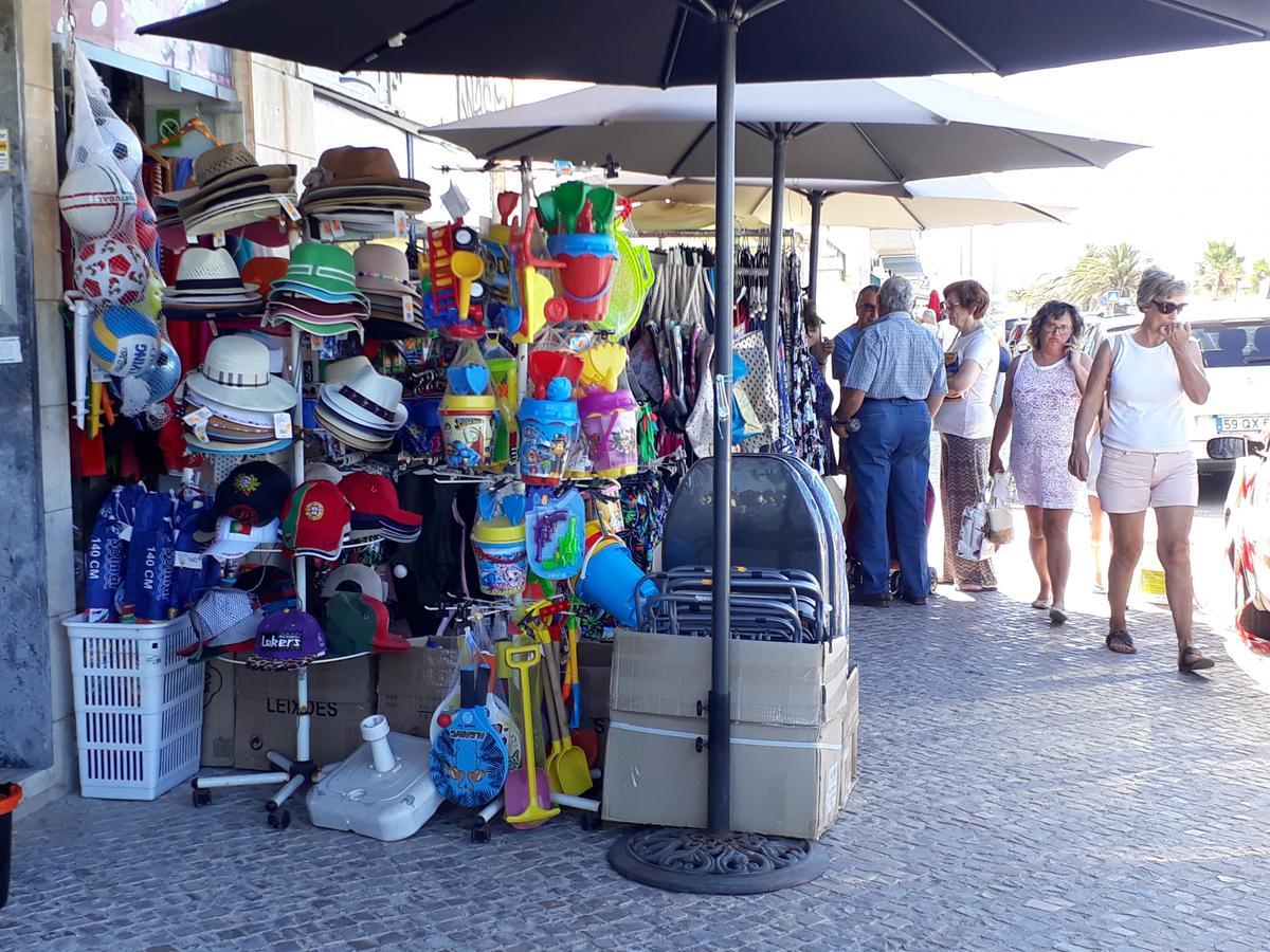 T2 Avenida- Frente Mar, Ar-condicionado, Wifi Quarteira
