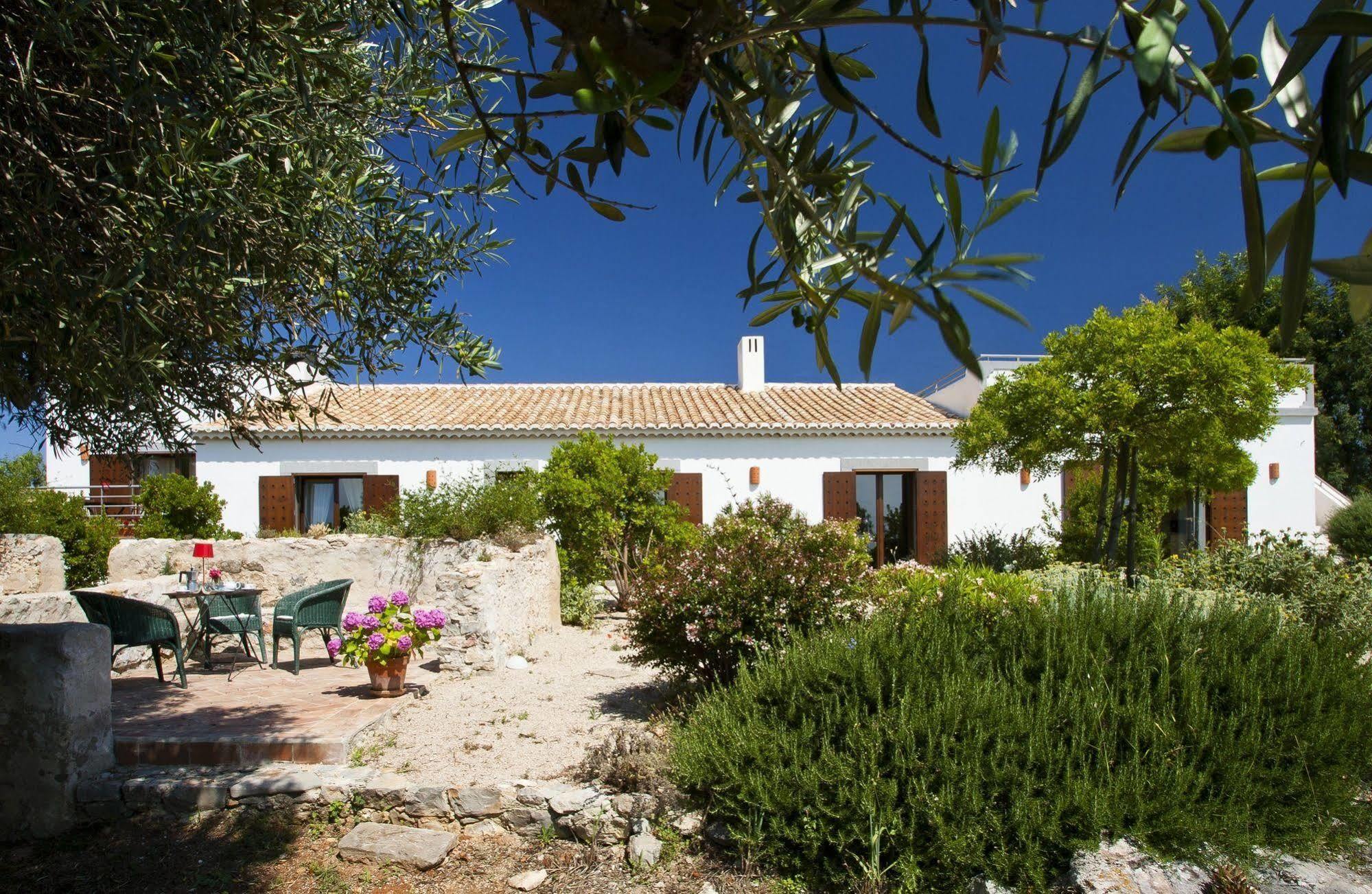 Farm stay Monte Do Alamo - *
