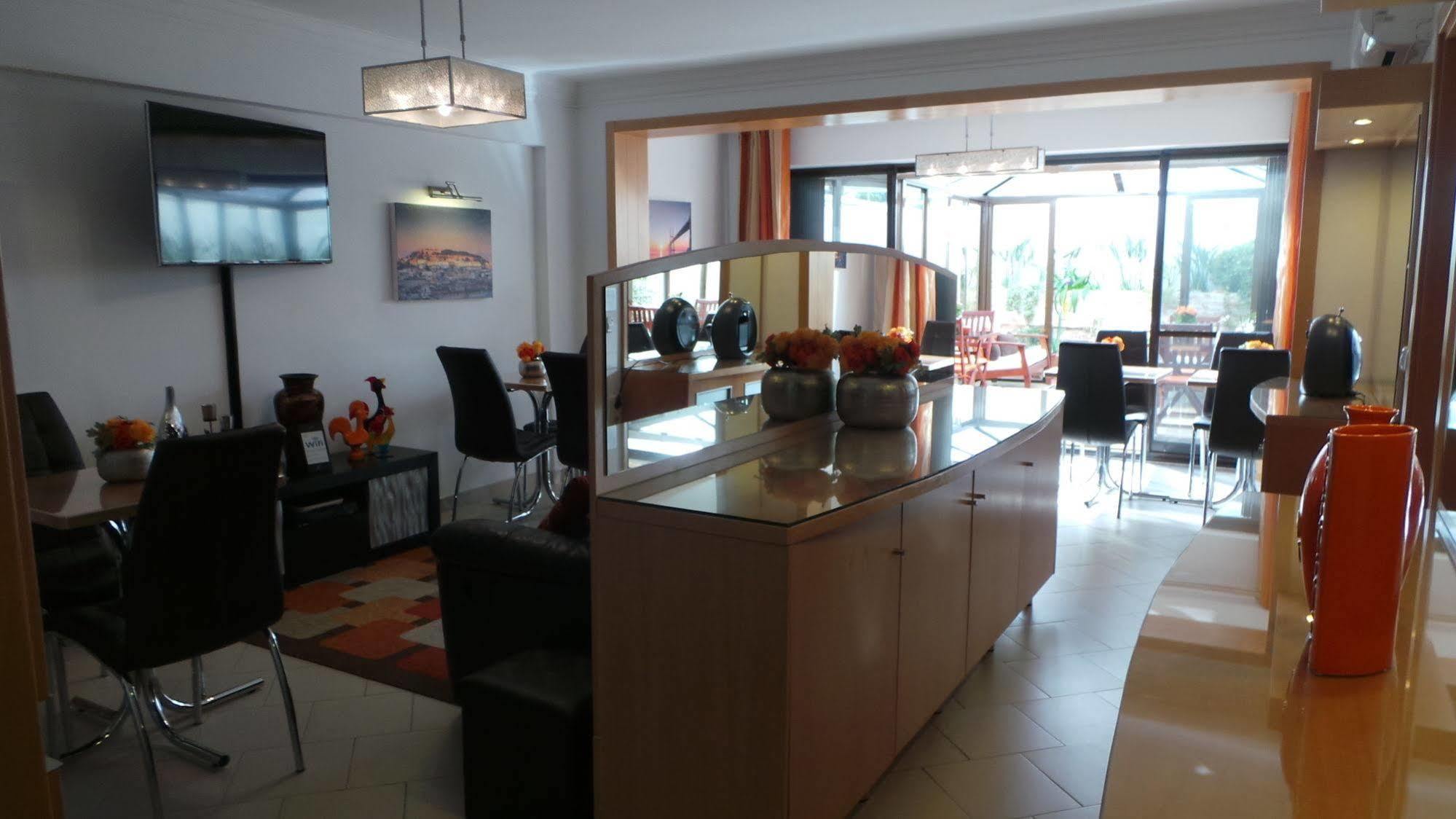 Dom Joao Glamour Hotel 2*