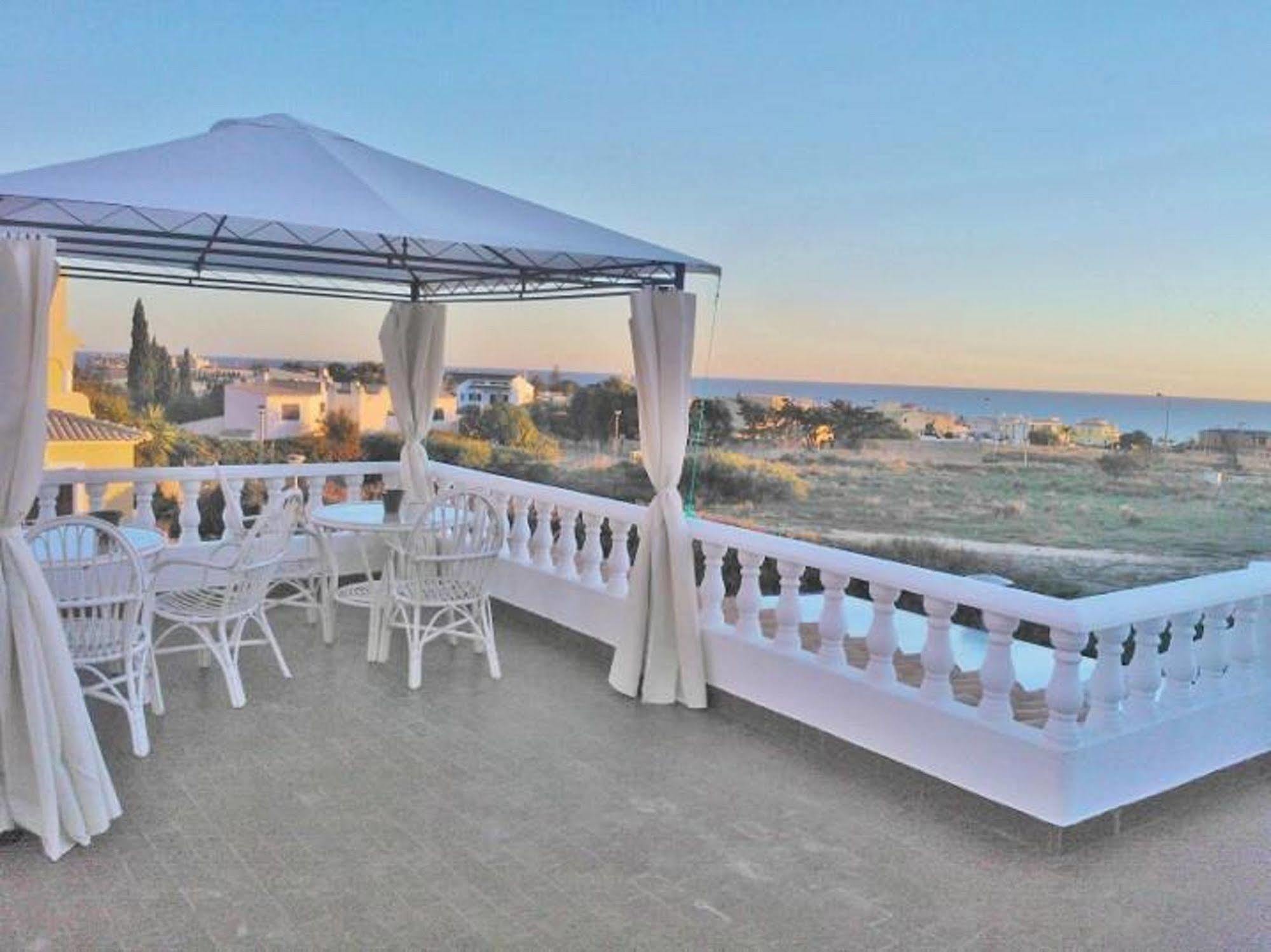 Ocean View 2*