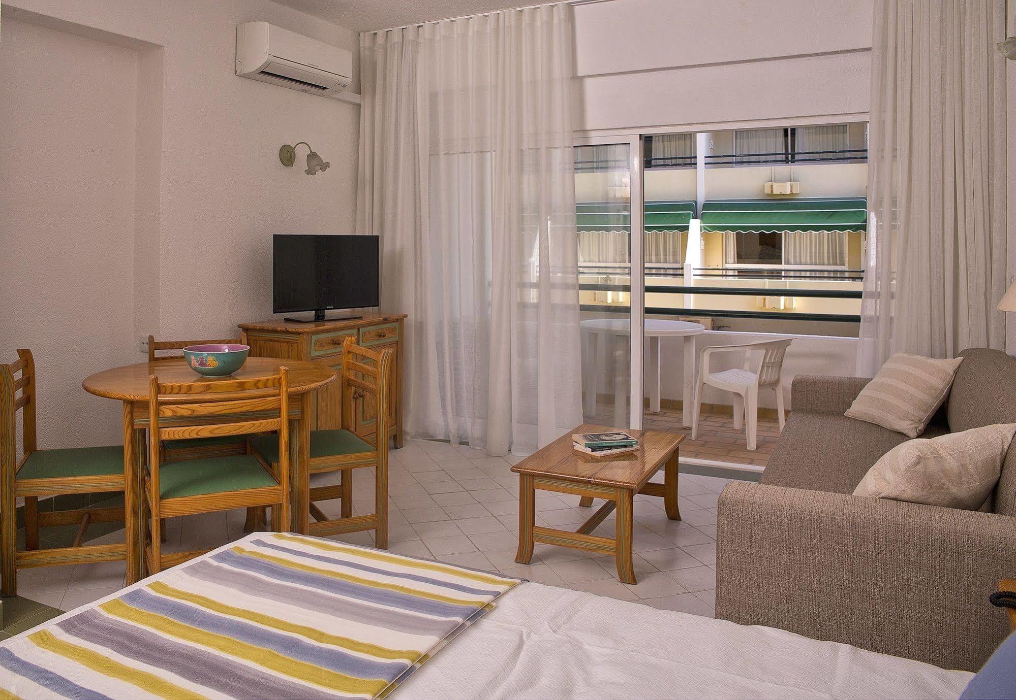 Ourabay - Art & Holidays Albufeira
