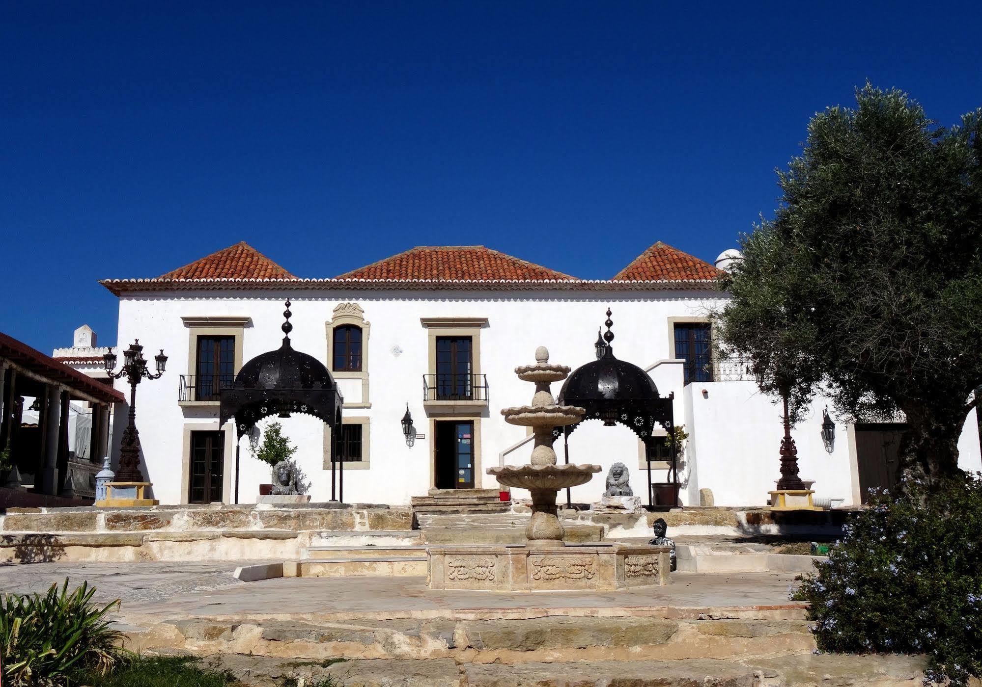 Hotel De Charme Capela Das Artes 4* Armacao de Pera