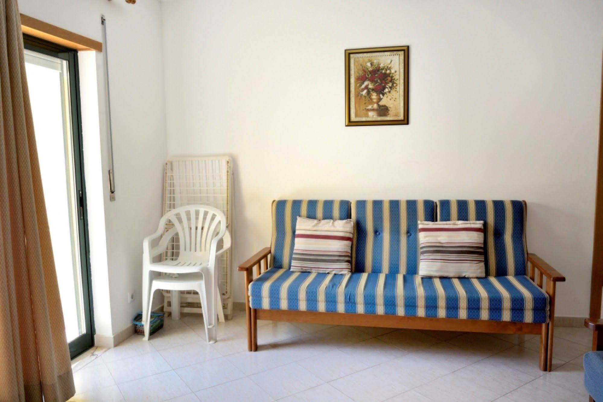 Apartment Akisol Armacao Pera Beach