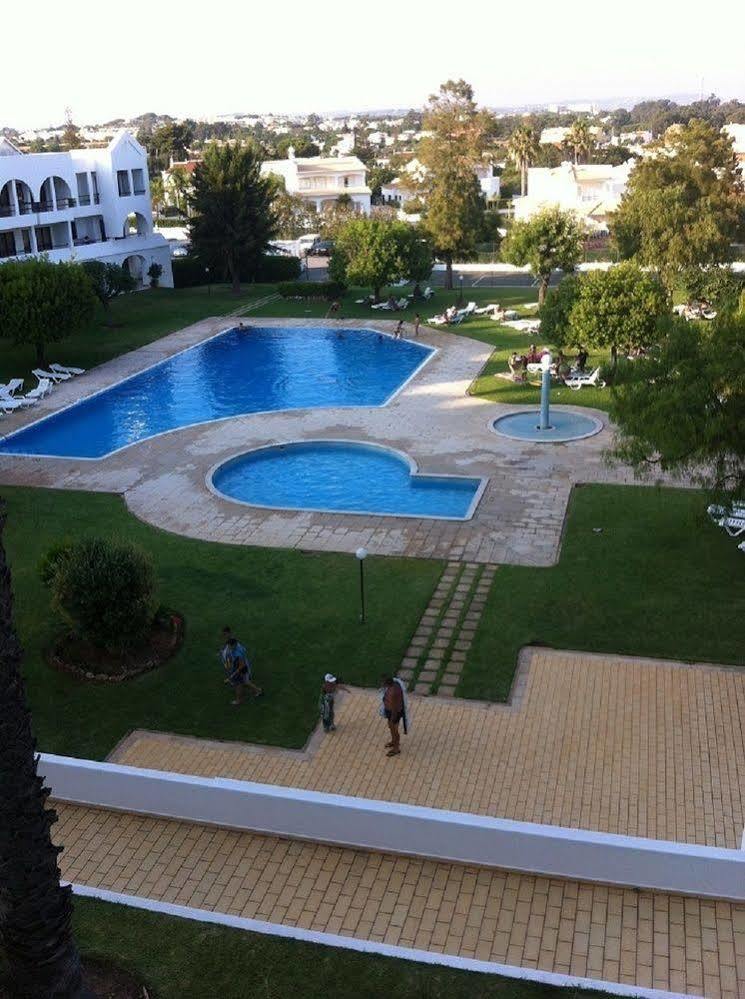 Jeannies Estrela Hotel 3*