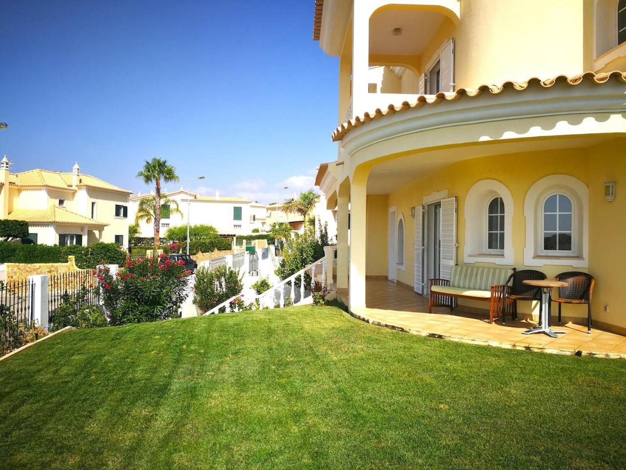 6 Bedroom Brady Private With Pool And Garden Pousada *