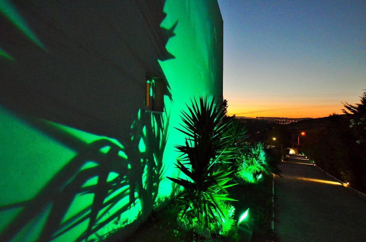 Hilltop Oasis Lisboa