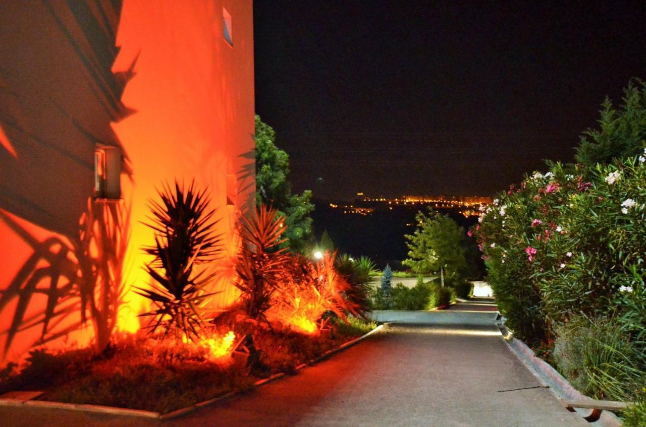 Hilltop Oasis Lisboa 4* Oeiras
