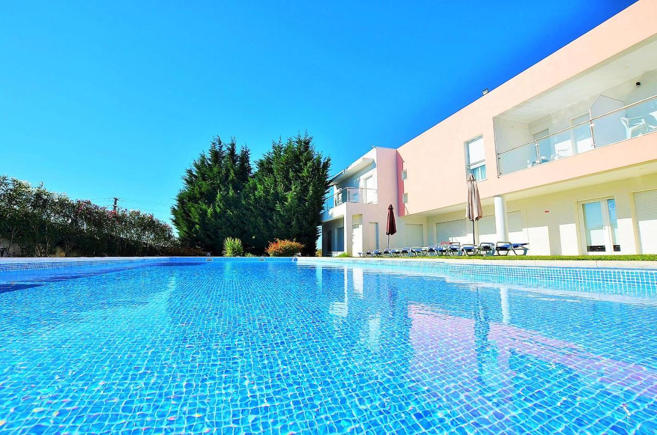 Hilltop Oasis Lisboa Hotel
