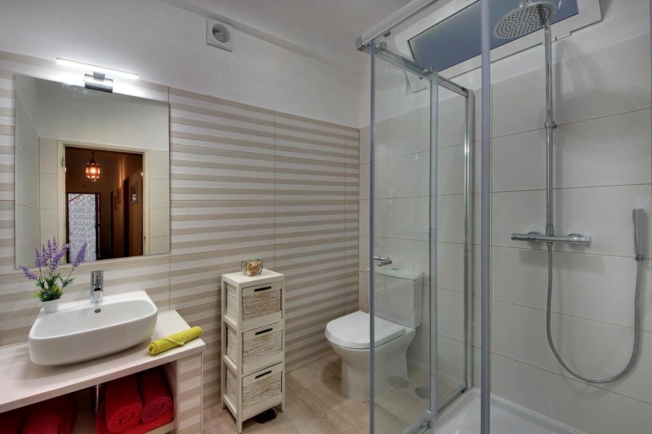 Apartment The *