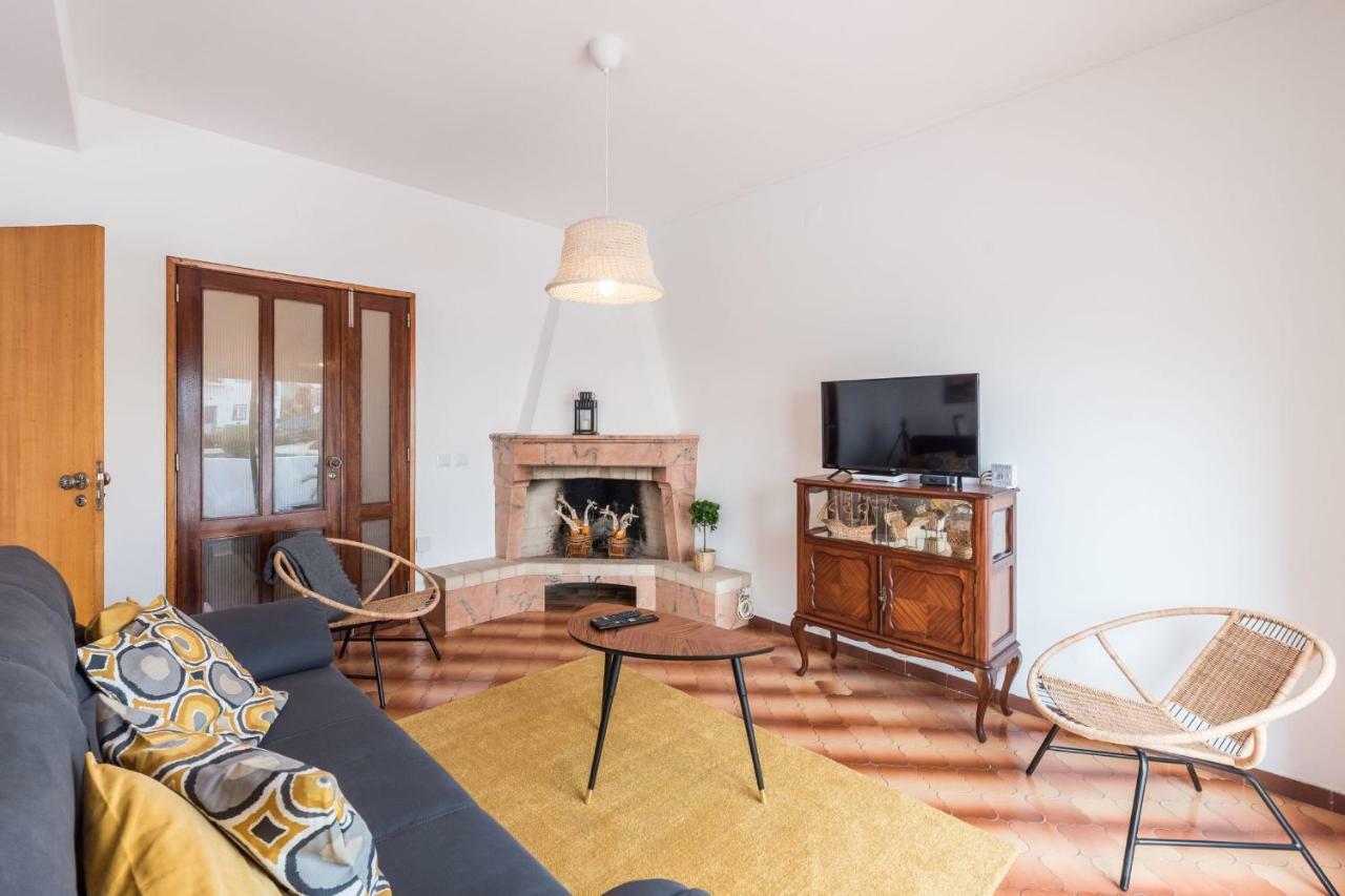Lovelystay - 3 Bedroom In Vila do Bispo