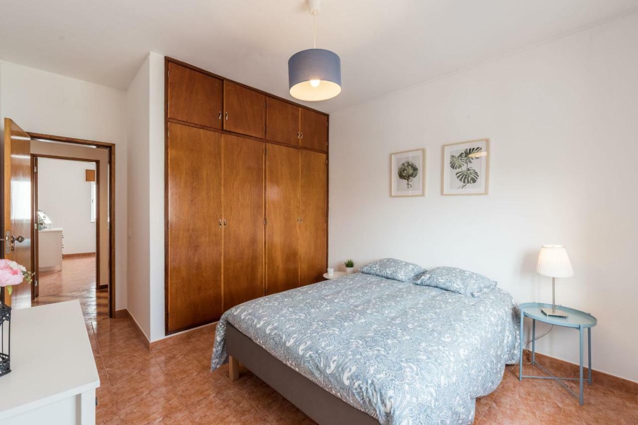 Apartment Lovelystay - 3 Bedroom In