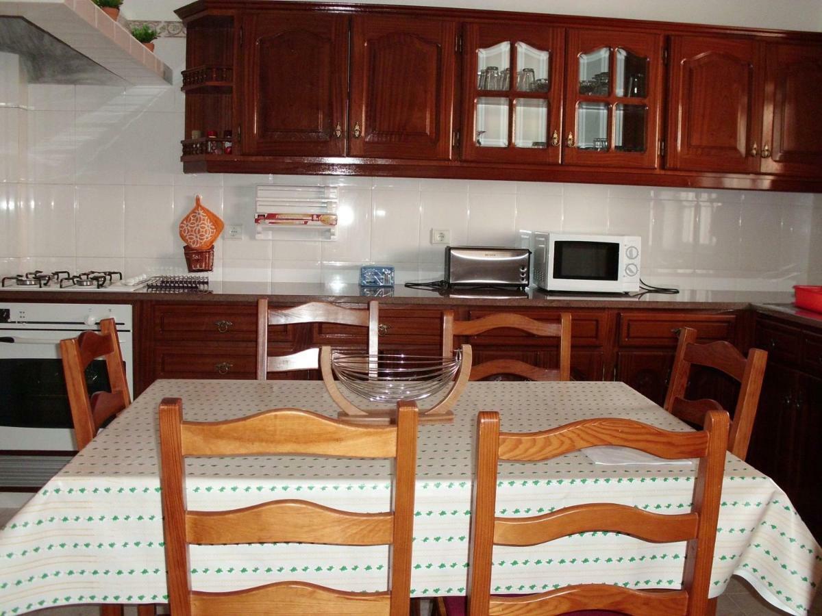 Moradia Perto Dos Palmares Vakantiehuis Lagos