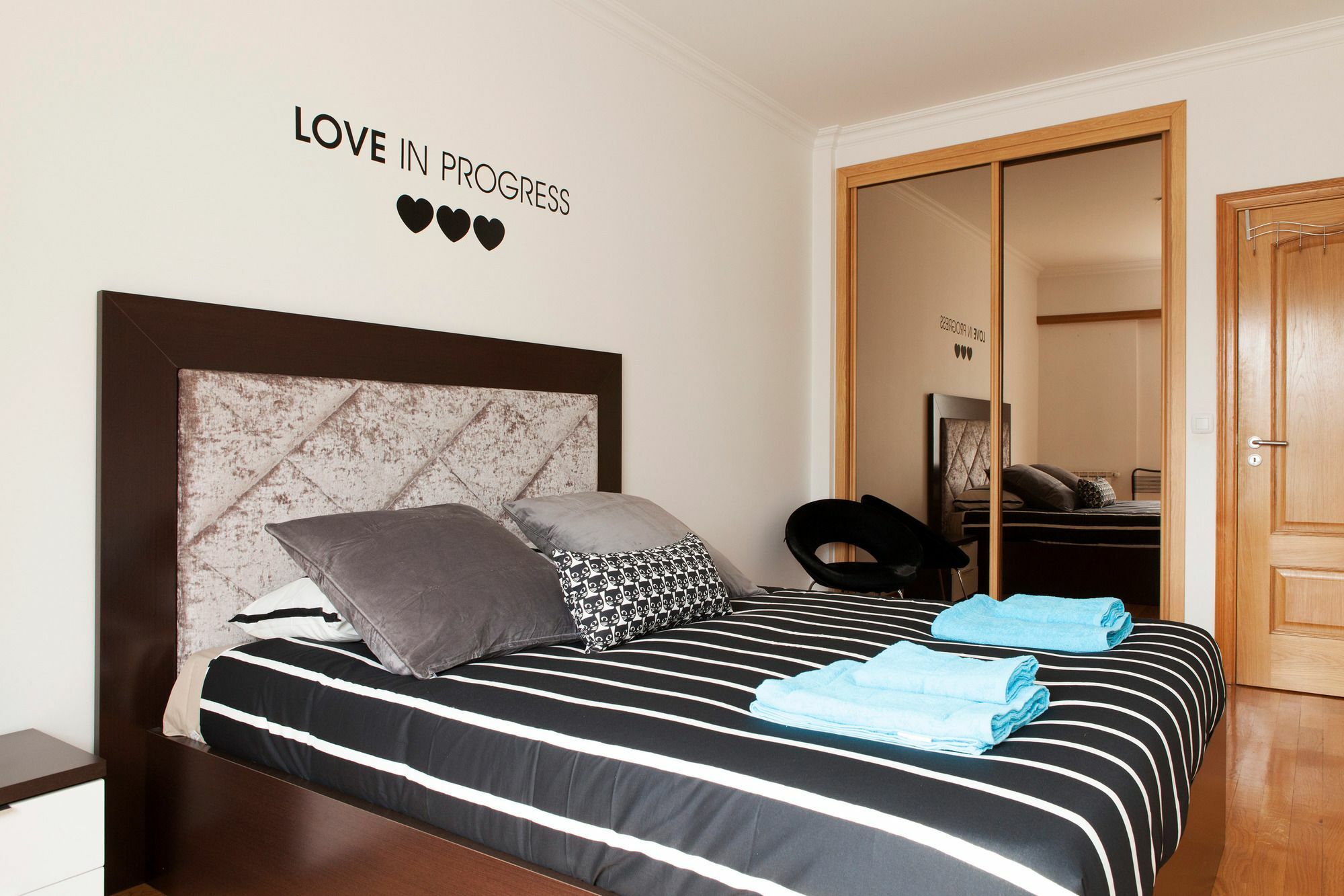 Expo Deluxe By Homing Apartment *