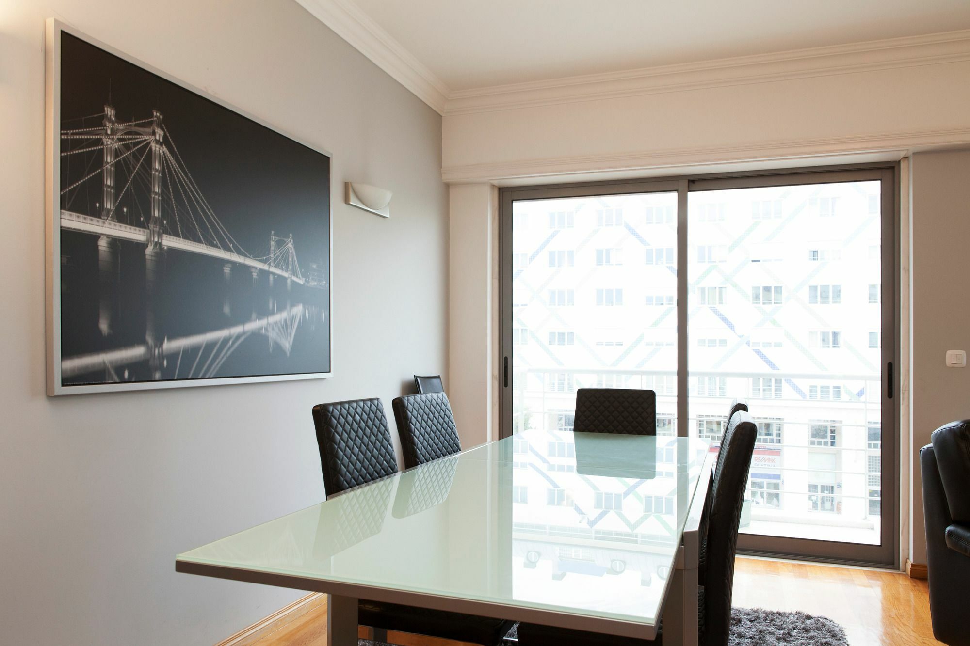 Expo Deluxe By Homing Apartment *