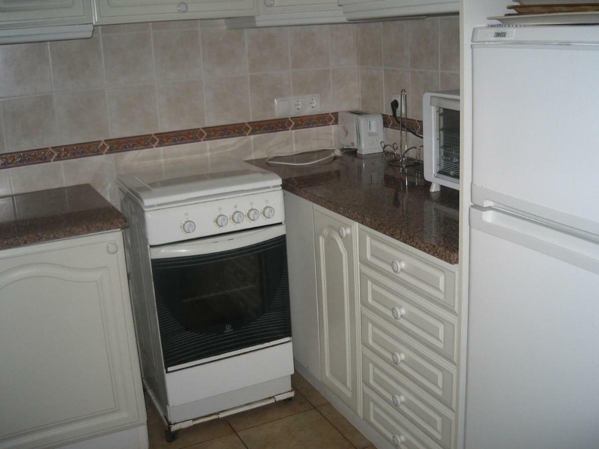 Lucas House 2 - Seabreeze Apartment