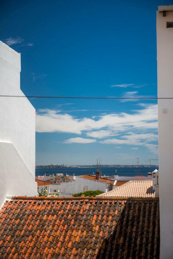 Blue Door Bed & Breakfast Lagos