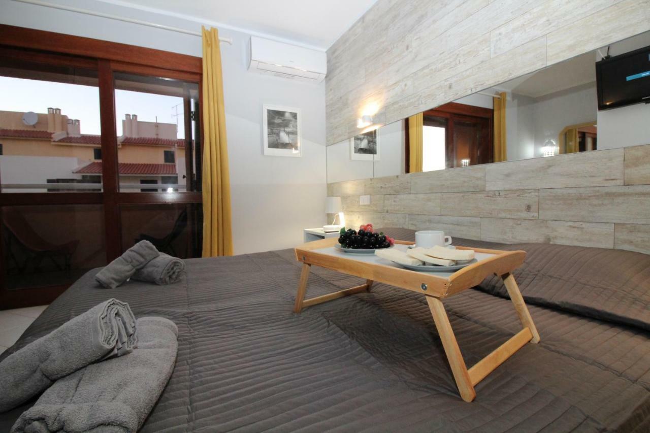 Apartment Main Avenue Albufeira, Walk To Beach, Old Town, Shooping, Location *