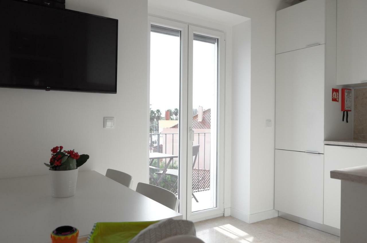 Ocean View Penthouse * Paco de Arcos