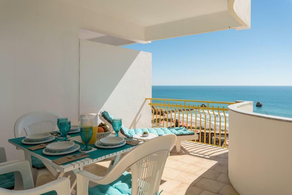 Algarve's Sea View Apartment Portimao