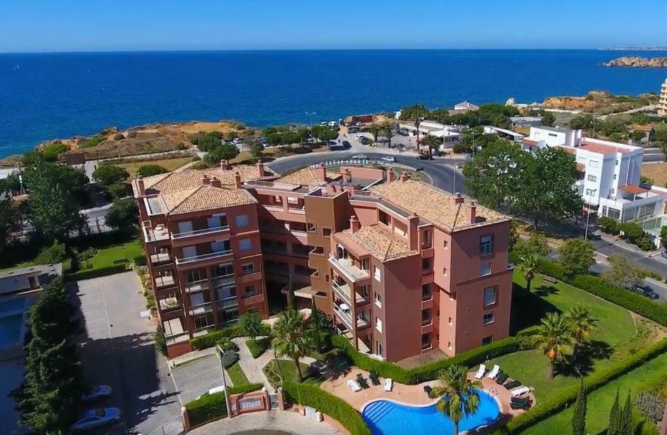 Appartement Beachfront Seaview Litoralmar Apt, Fast Wifi, Airco, Pool, Private Parking Portimão