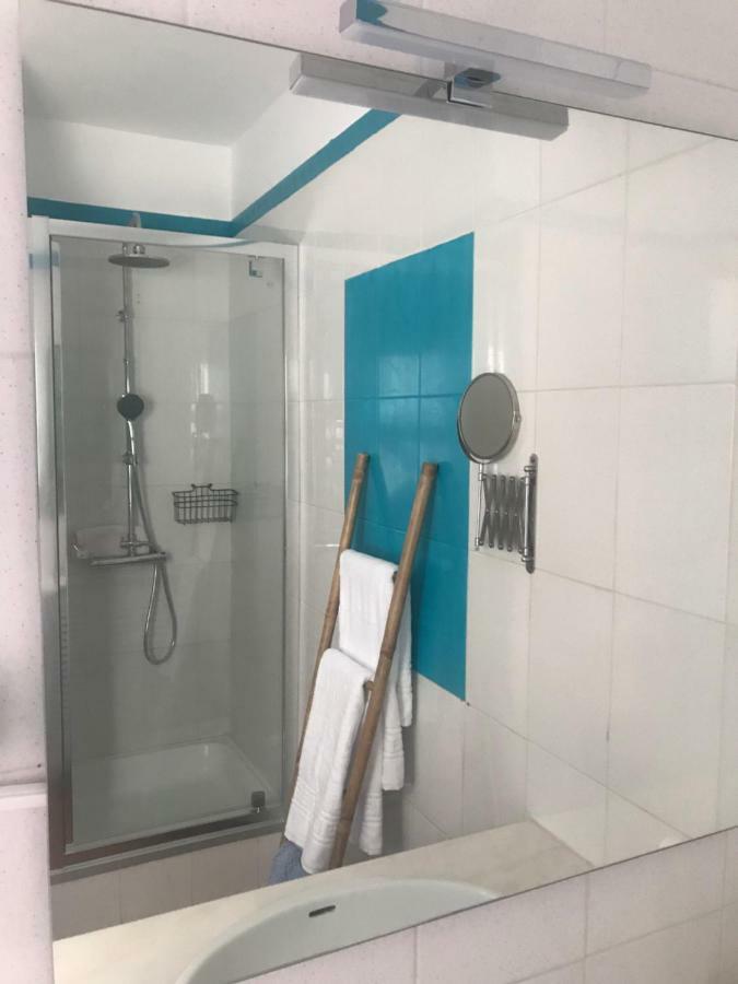 C/ Piscina Próxima Da Villa *