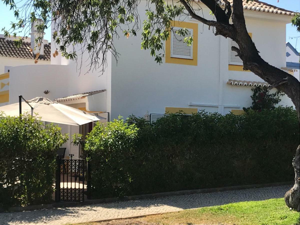 C/ Piscina Próxima Da * Cabanas De Tavira