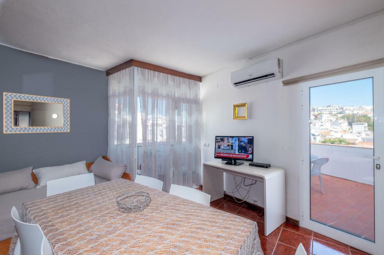 Hostel Guestrooms By Hoa