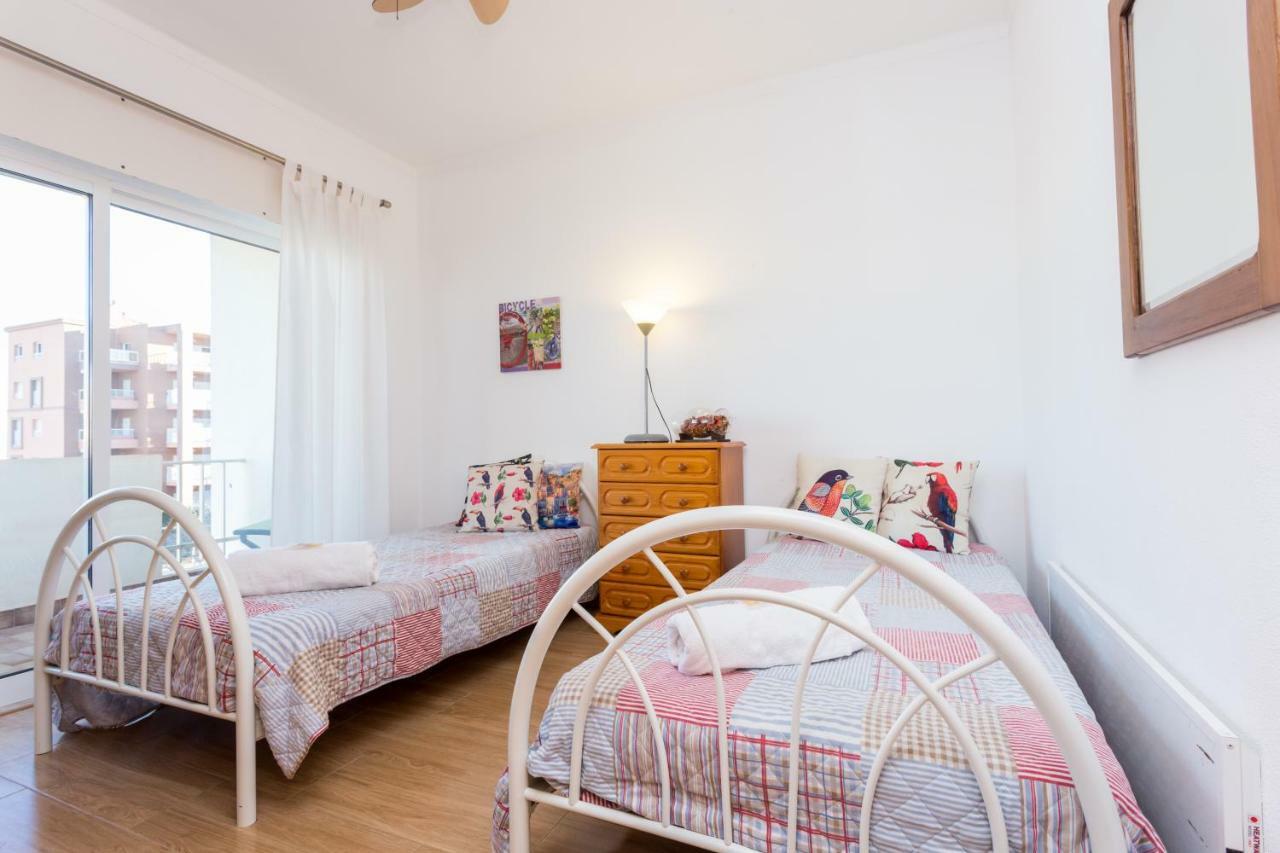 Edificio Rocha Vau Apartment *