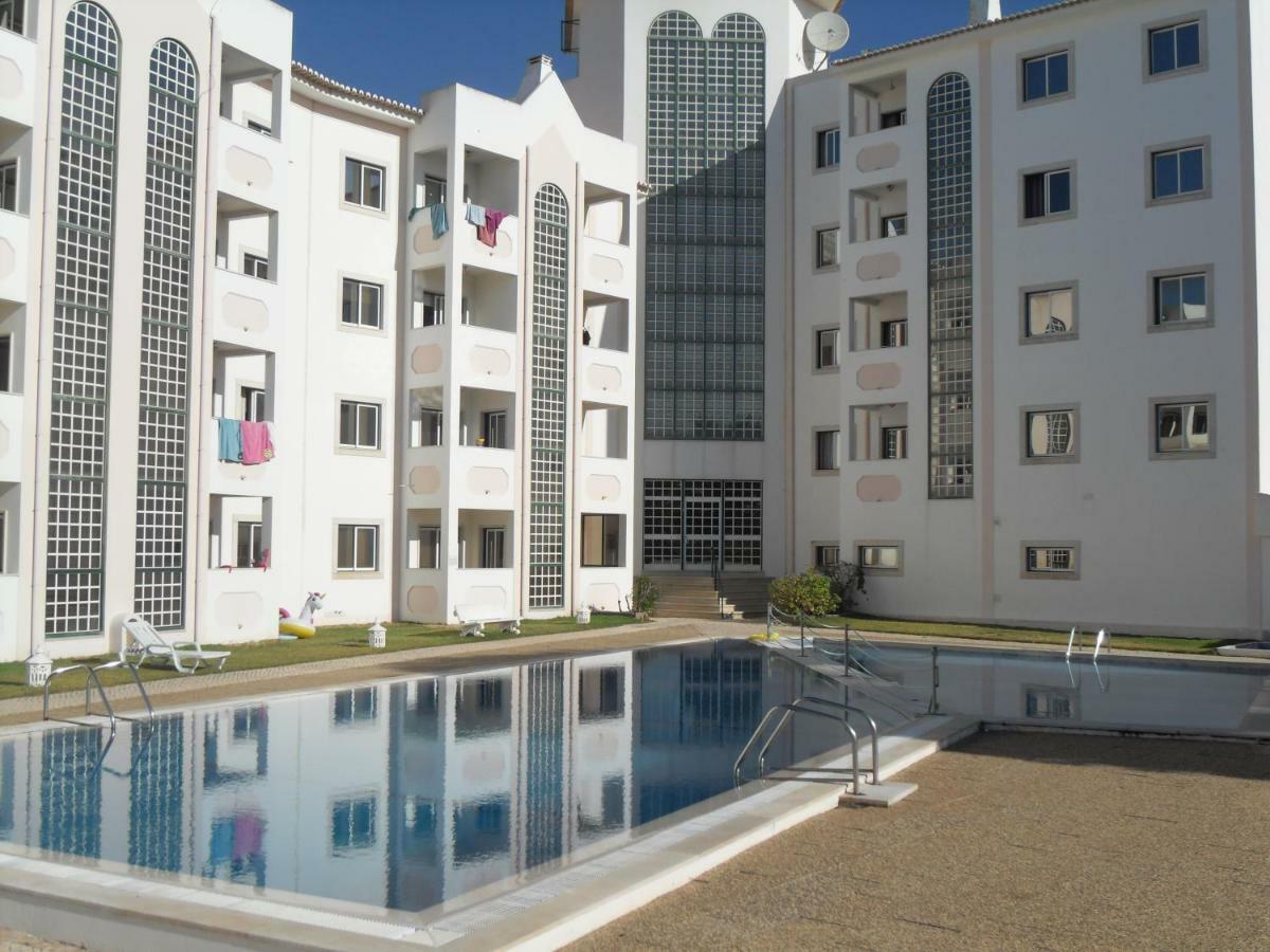 Apartamento Vau Sea View, T2 Apartment, Close To Beach,ideal For Families Portimão