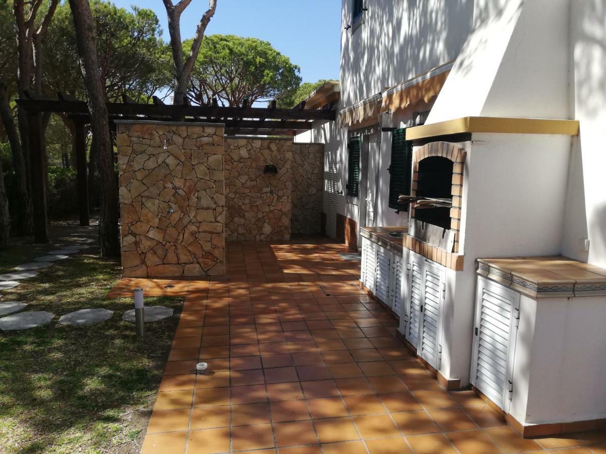 Coreto's Village Villa